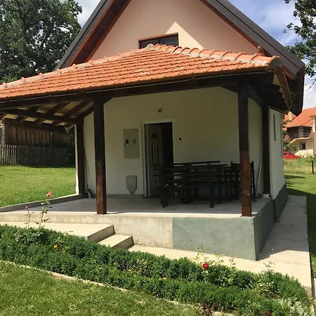 Holiday home Vikendica Na Zlatiboru *